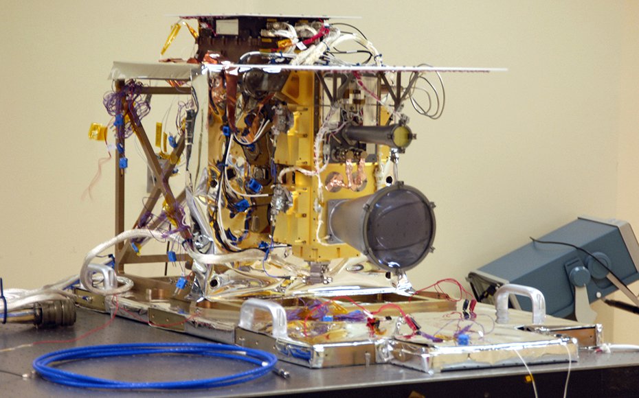 LRO Instruments: The Lunar Orbiter Laser Altimeter (LOLA)