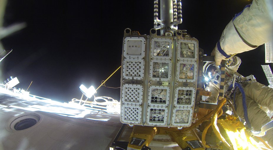 The BIOMEX experiment, performed by DLR, being attached by astronauts to the exterior of the International Space Station.