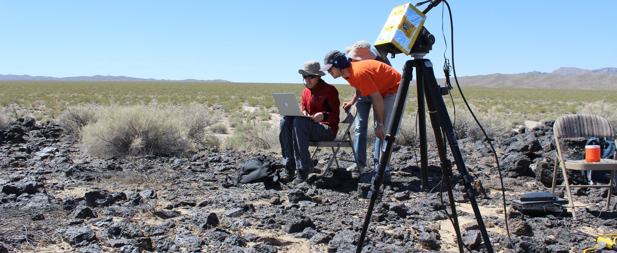 TextureCam analyzes rocks in the Mojave Desert that resemble rocks it may one day be called to identify on Mars. Credit: Kiri Wagstaff