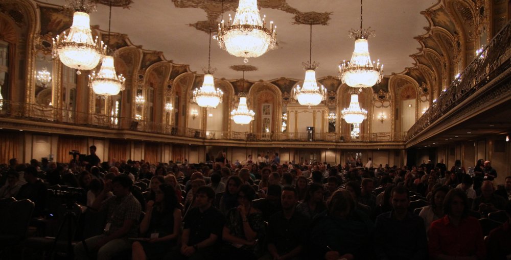 Audiences pack the Grand Hall for the AbSciCon 2015 Regional Heat of the FameLab USA competition. Credit: NASA Astrobiology