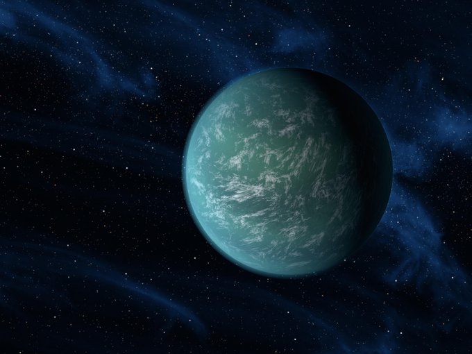 Habitable exoplanets where life uses the purple-pigmented retinal to provide metabolic energy from sunlight could have as drop-off in green light when viewed spectroscopically.