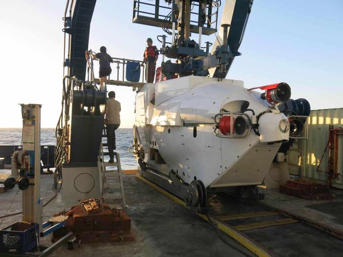 HOV Alvin. Source: Guaymas Basin 2016 / Teske Lab