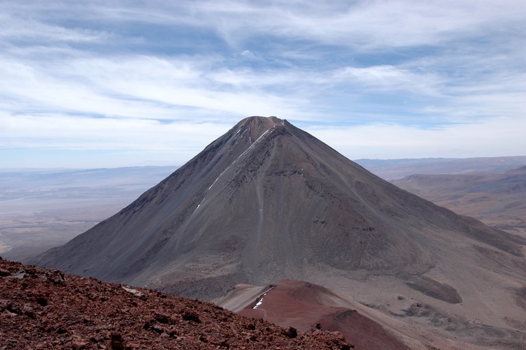 The Licancabur volcano (5,917 m elevation – 19,800 ft) from Bolivia.