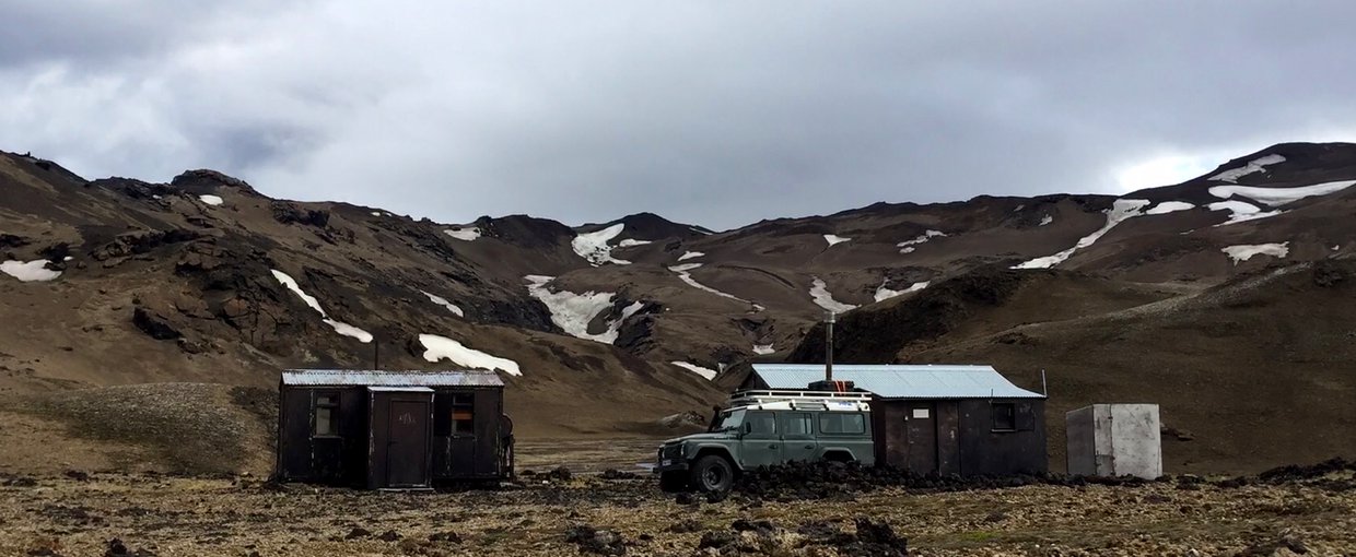 Campsite for team FELDSPAR in Vatnajökull National Park. Image by Mike Toillion.