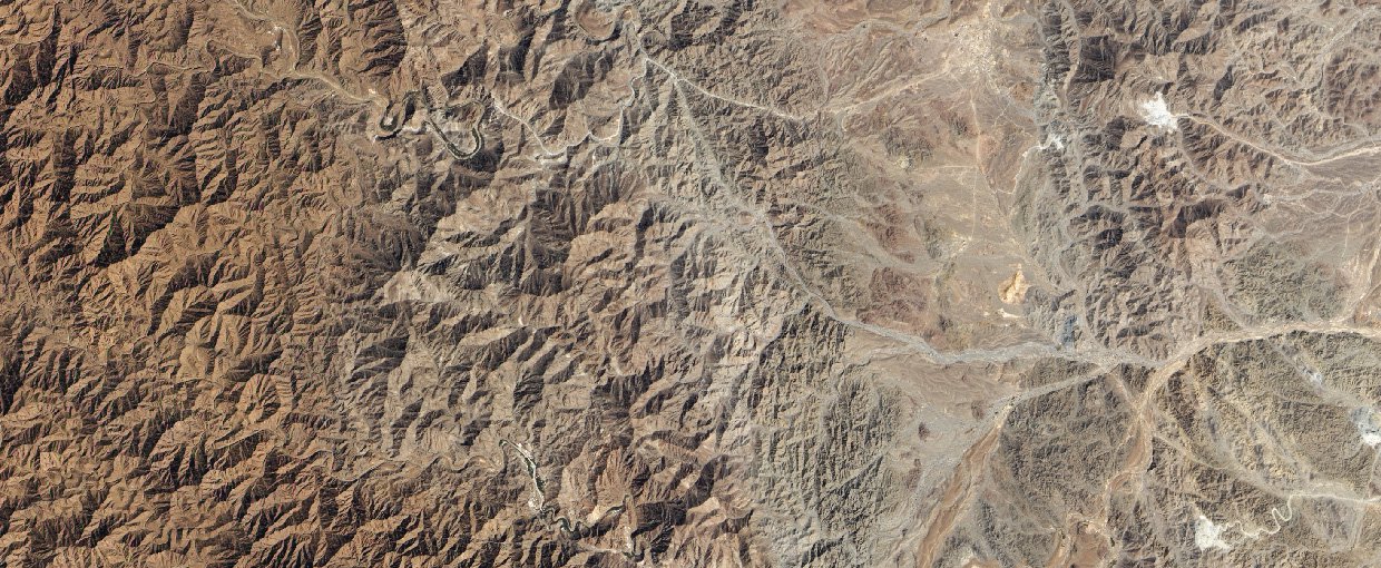 The mountains of northeastern Oman are rugged, dry, and as much as 2,500 meters above sea level. Millions of years ago, parts of these mountains were beneath the sea. The landscape is known to geologists as the Semail (or Samail) ophiolite.
