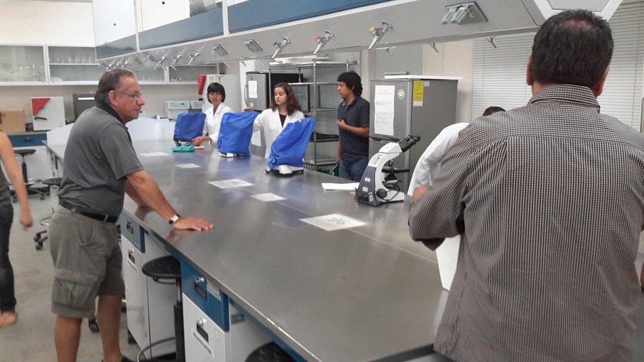 Students in the lab at at the fourth National Astrobiology School in Sonara, Mexico.