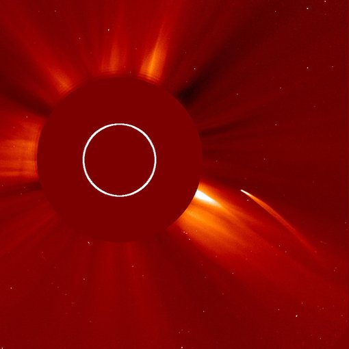 A Sun-grazing comet imaged by the joint NASA–ESA Solar and Heliospheric Observatory (SOHO) mission.