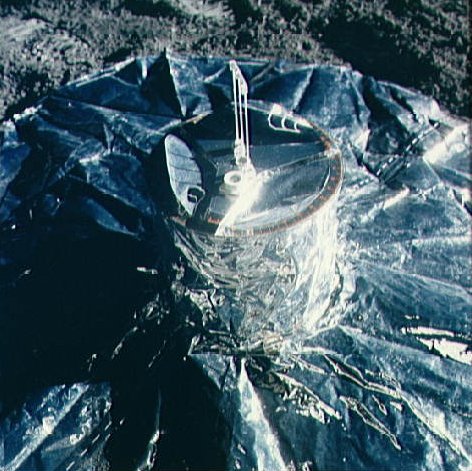 A close-up view of the Passive Seismic Experiment, a component of the Apollo Lunar Surface Experiments Package (ALSEP) which was deployed on the Moon by the Apollo 14 astronauts during their first extravehicular activity (EVA-1). Credit: NASA/JSC