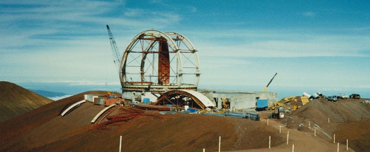 Building of the Keck telescope back in 1987. This shot is an early view of the construction process.